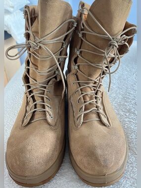 Belleville 795V men’s tactical tan color boots size 11.5 W